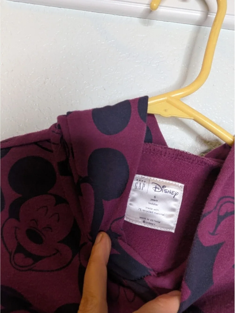 Gap Kids Disney Mickey Mouse Hoodie Burgundy Size 5T